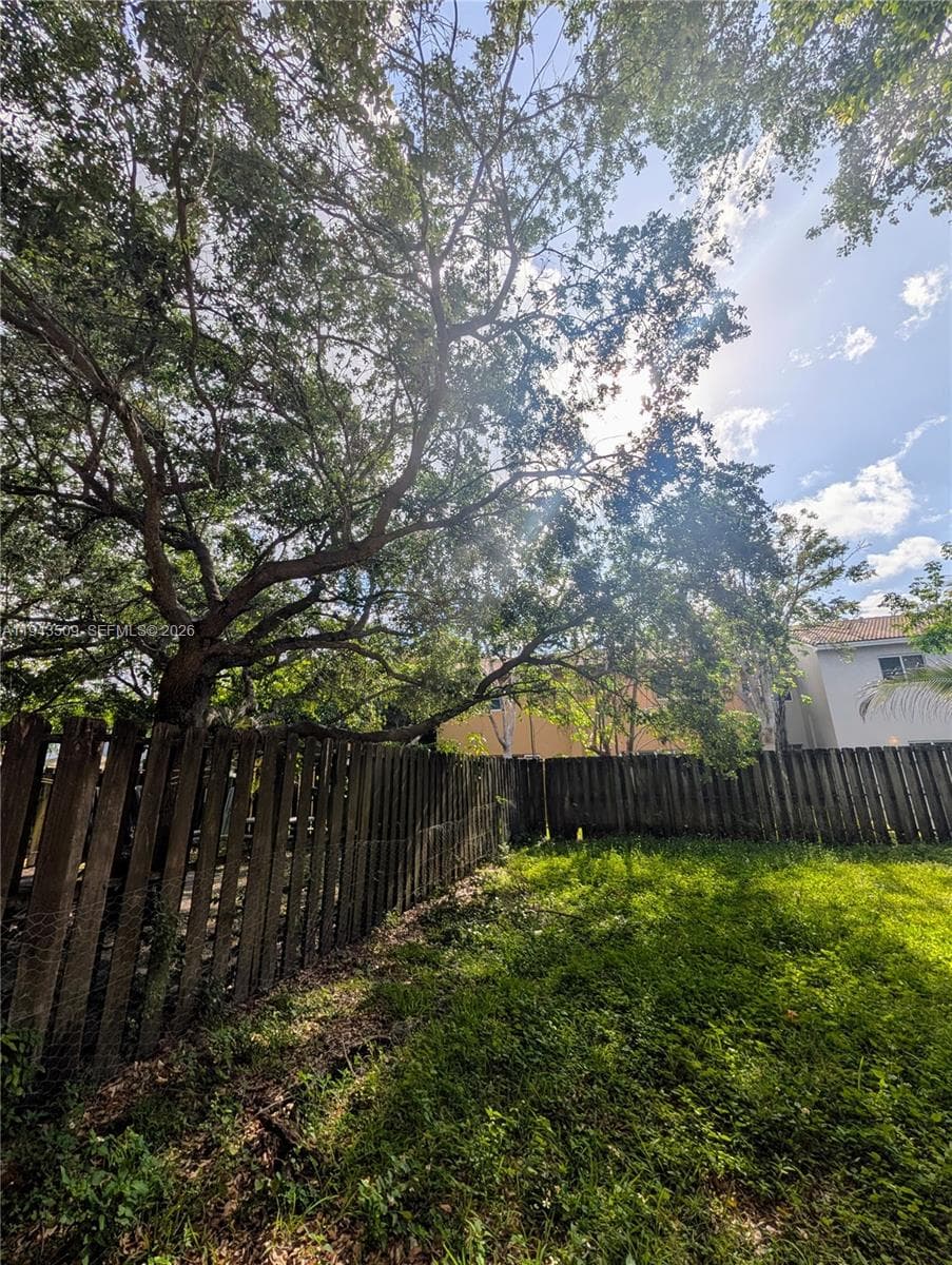 825 SW 6th Pl, Florida City FL 33034 — 36