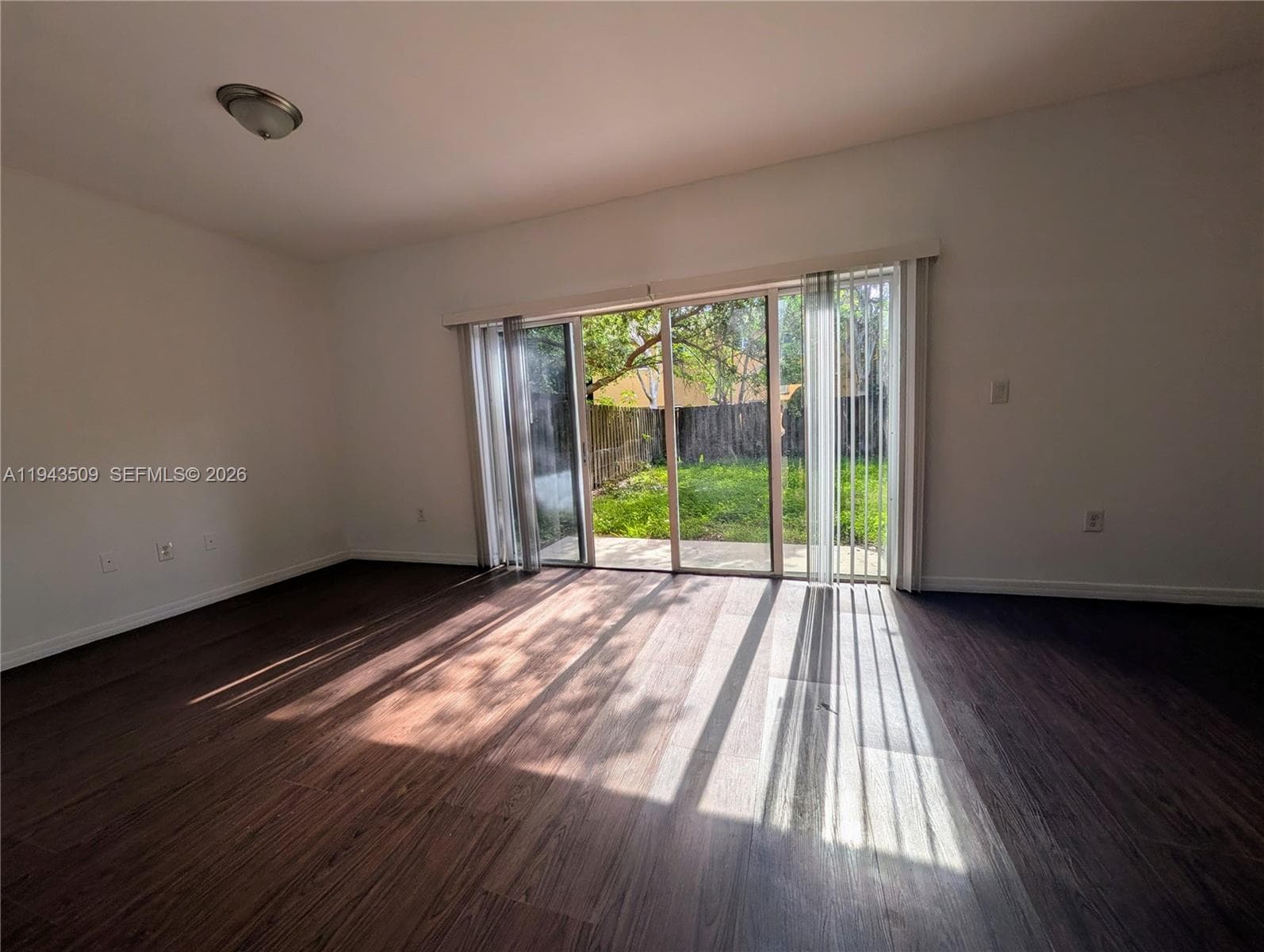 825 SW 6th Pl, Florida City FL 33034 — 34