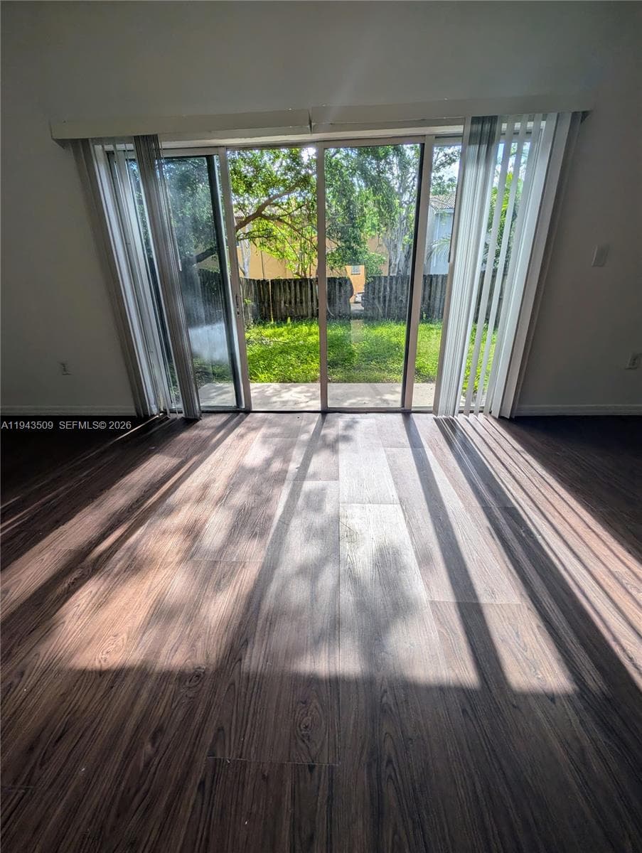825 SW 6th Pl, Florida City FL 33034 — 35