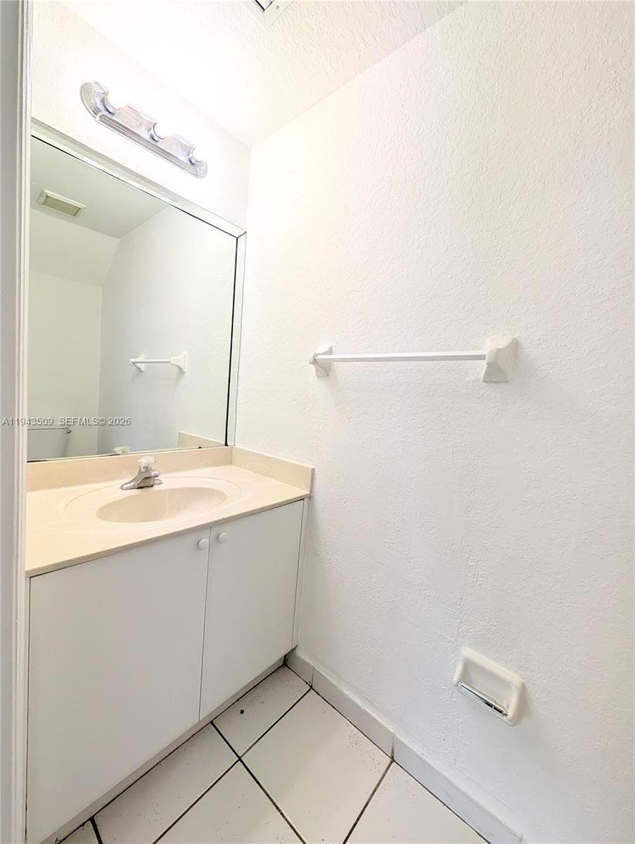 825 SW 6th Pl, Florida City FL 33034 — 8