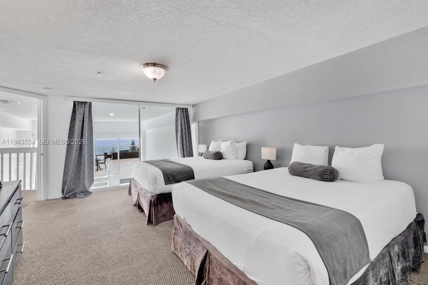 5445 Collins Ave # M12, Miami Beach FL 33140 — 62