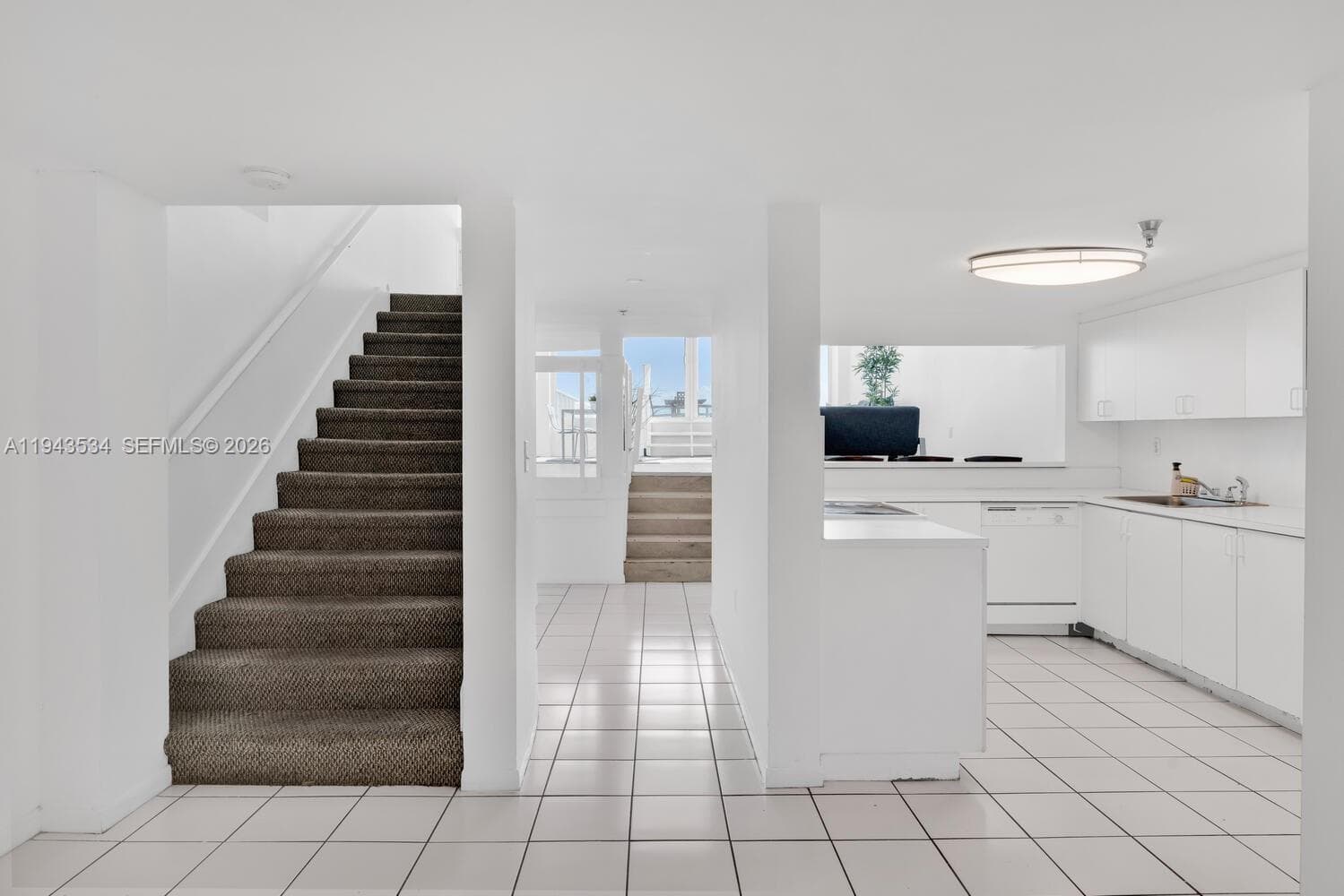 5445 Collins Ave # M12, Miami Beach FL 33140 — 57