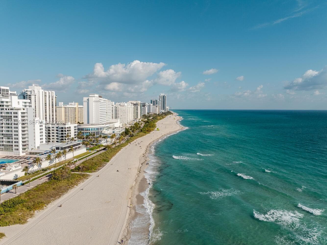 5445 Collins Ave # M12, Miami Beach FL 33140 — 1