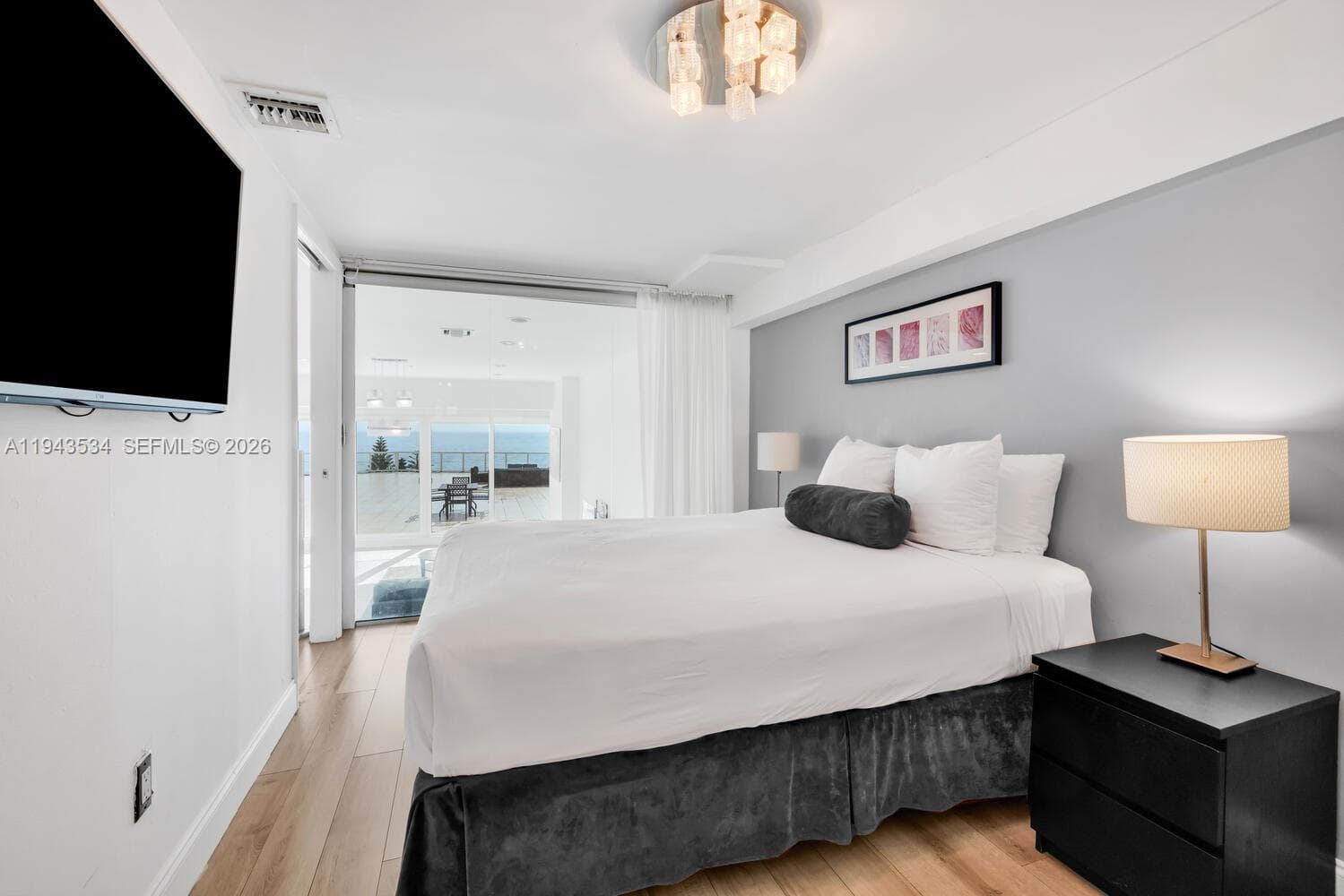 5445 Collins Ave # M12, Miami Beach FL 33140 — 51