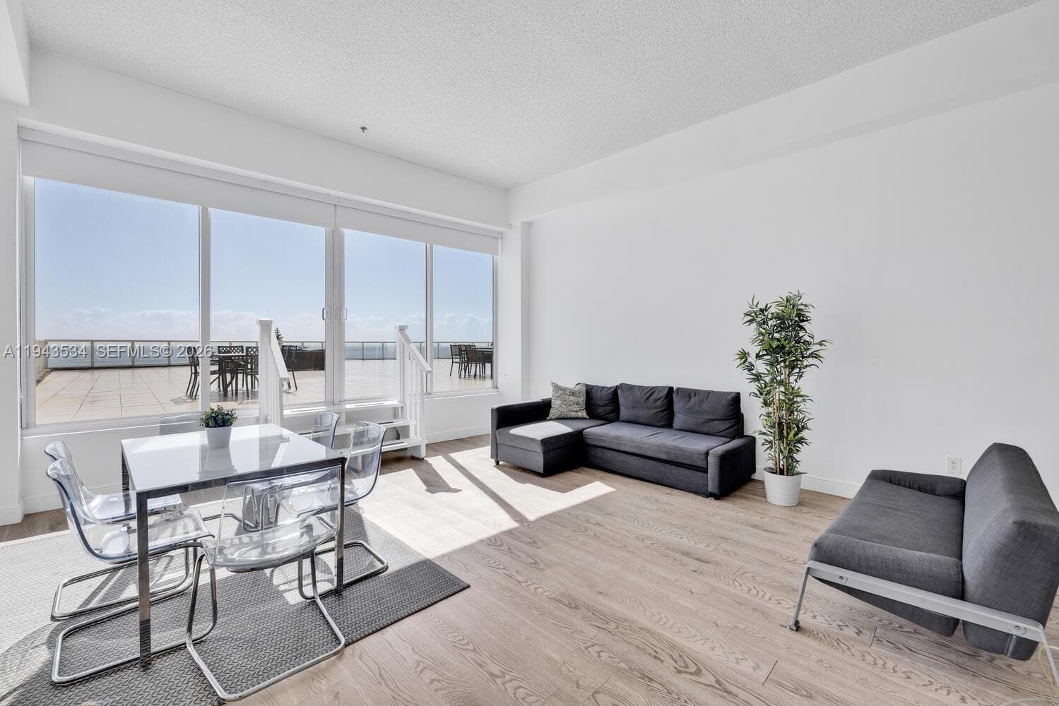 5445 Collins Ave # M12, Miami Beach FL 33140 — 48