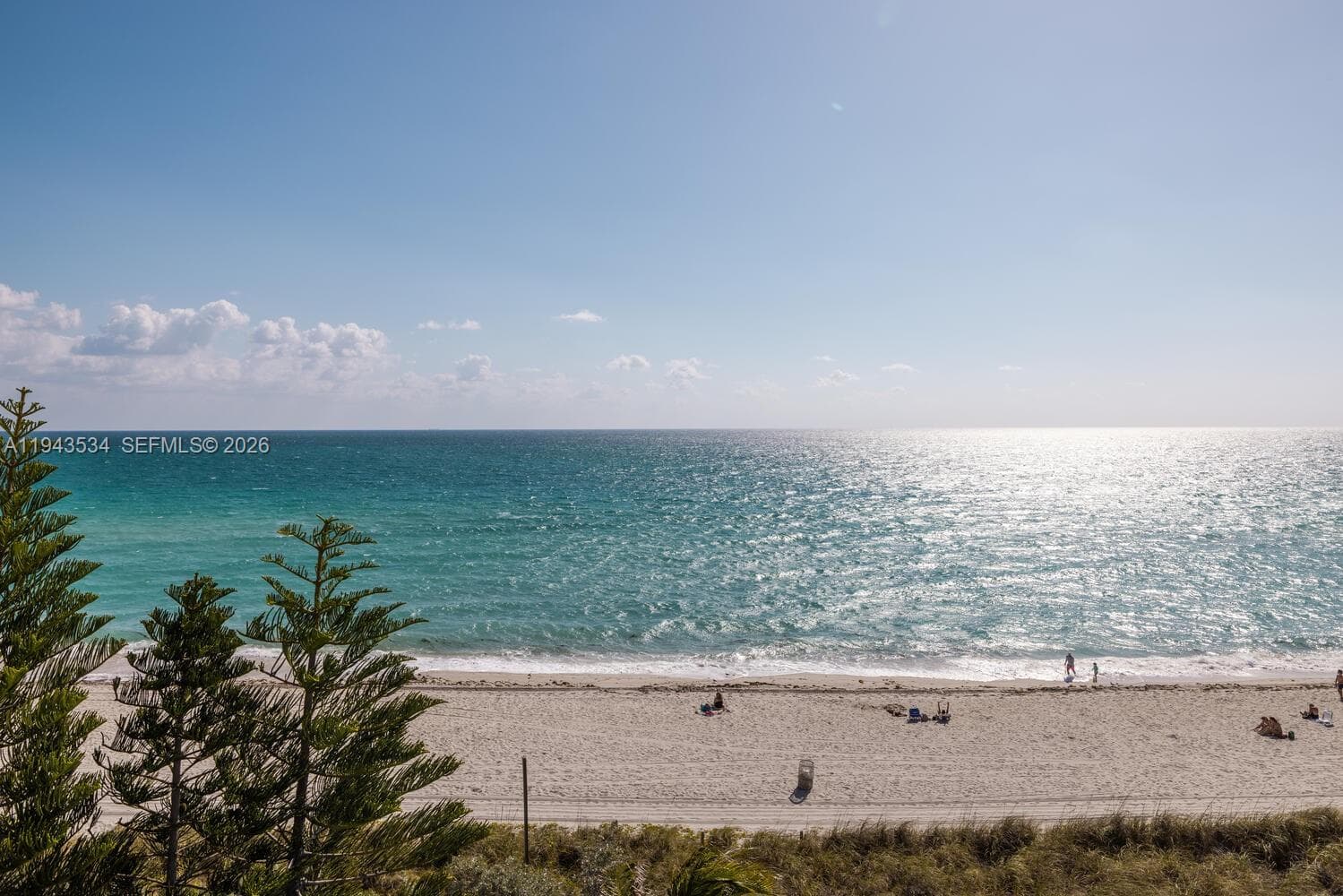 5445 Collins Ave # M12, Miami Beach FL 33140 — 68
