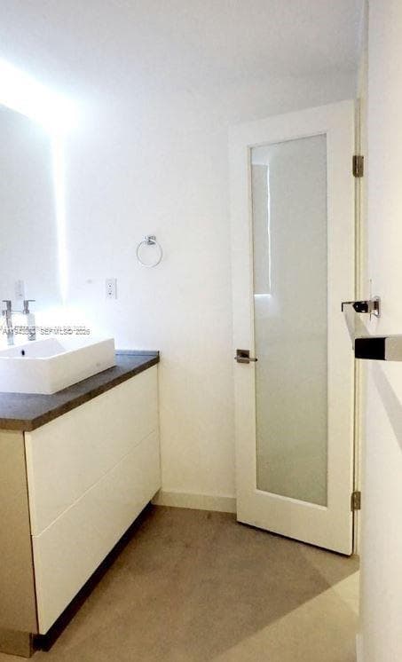 100 Lincoln Rd # 426, Miami Beach FL 33139 — 6