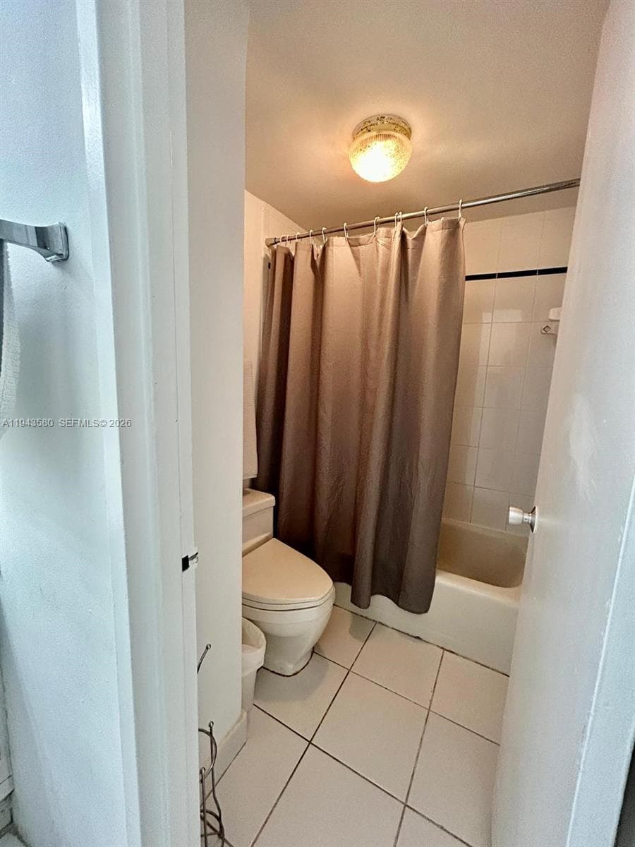 100 Lincoln Rd # 524, Miami Beach FL 33139 — 7