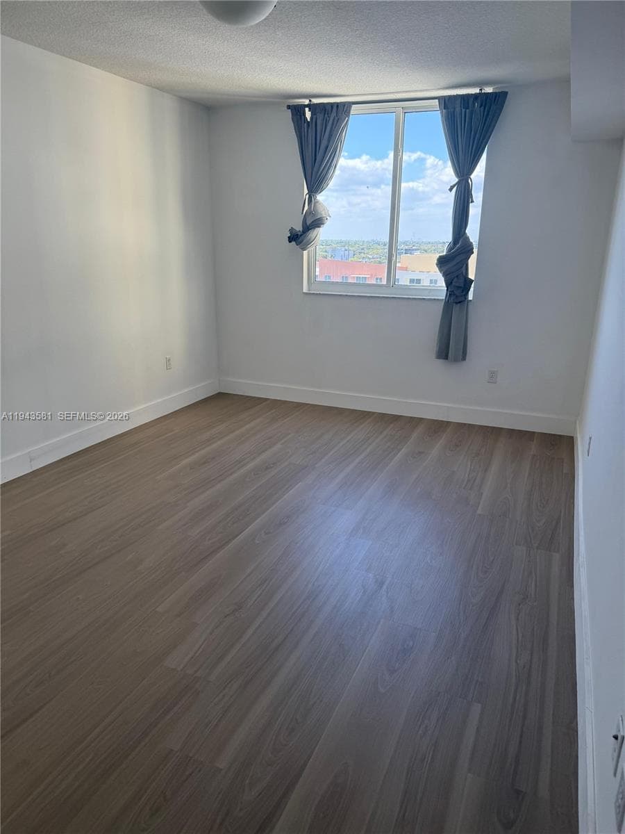 18800 NE 29th Ave # 1027, Aventura FL 33180 — 2