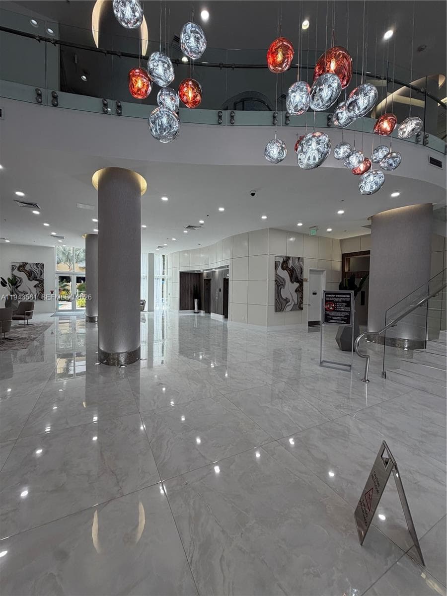 18800 NE 29th Ave # 1027, Aventura FL 33180 — 12