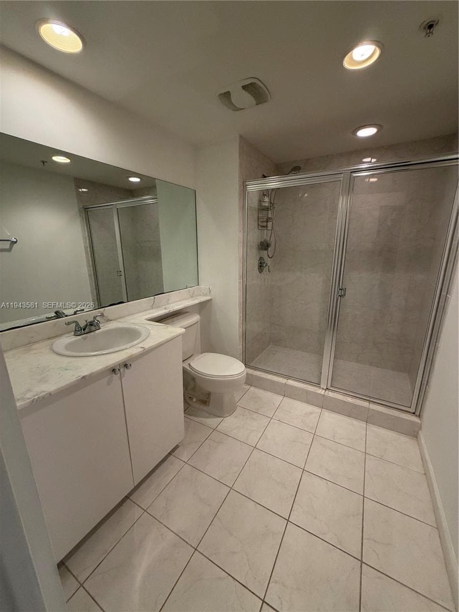 18800 NE 29th Ave # 1027, Aventura FL 33180 — 5