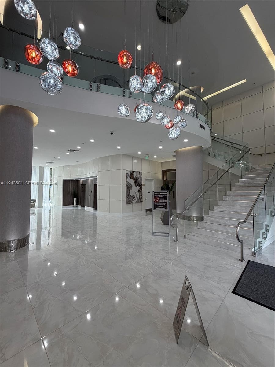 18800 NE 29th Ave # 1027, Aventura FL 33180 — 11