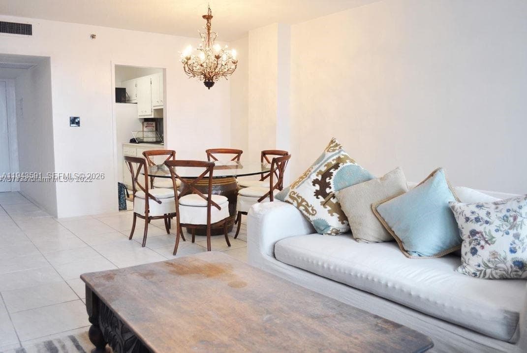 100 Lincoln Rd # 522, Miami Beach FL 33139 — 1
