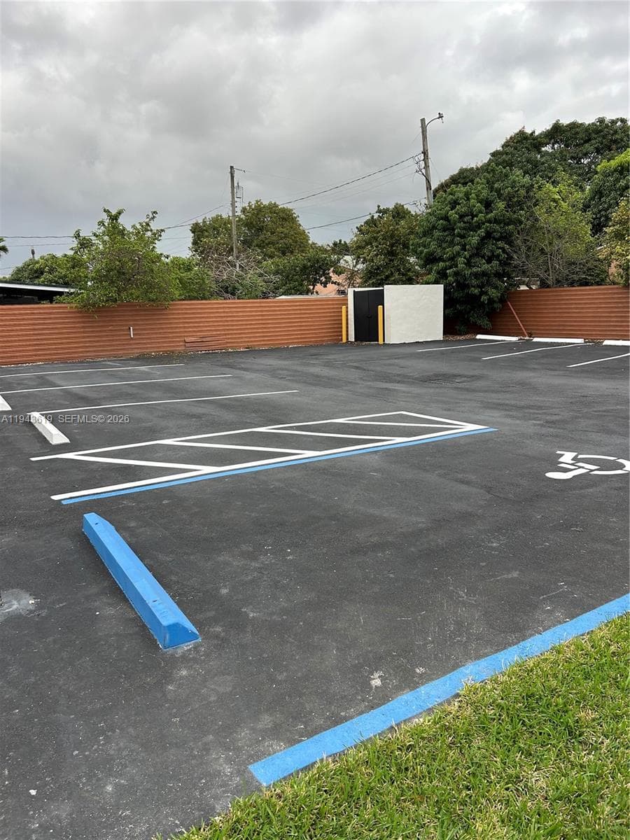 3521 E 4th Ave, Hialeah FL 33013 — 20