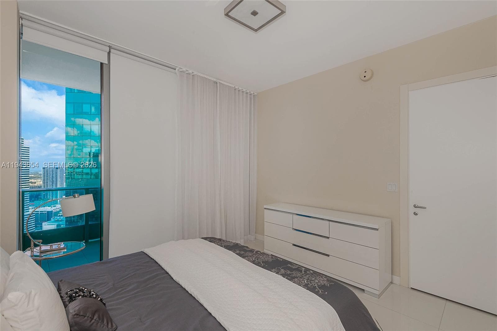 200 Biscayne Boulevard Way # 5109, Miami FL 33131 — 23