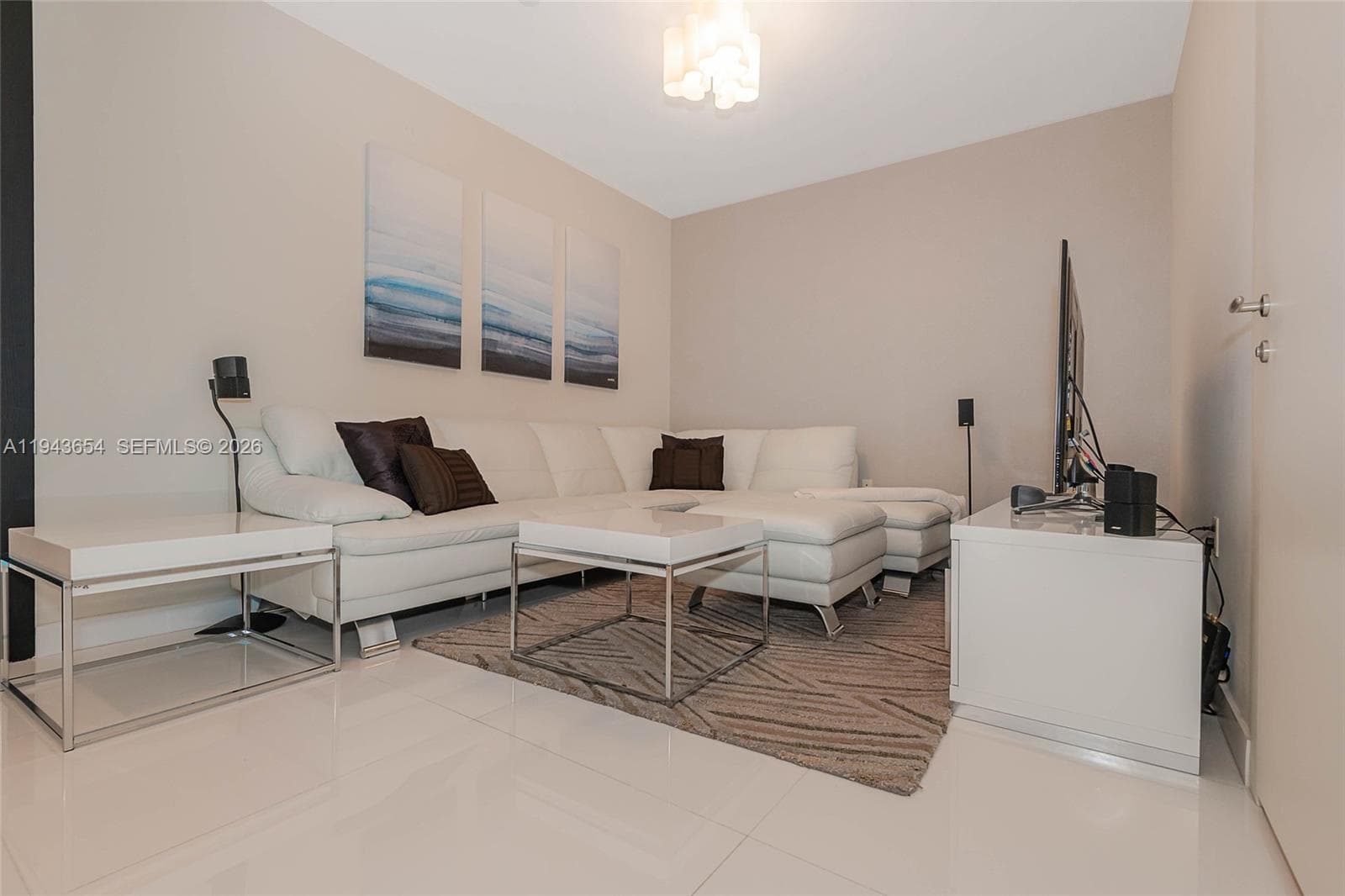 200 Biscayne Boulevard Way # 5109, Miami FL 33131 — 12