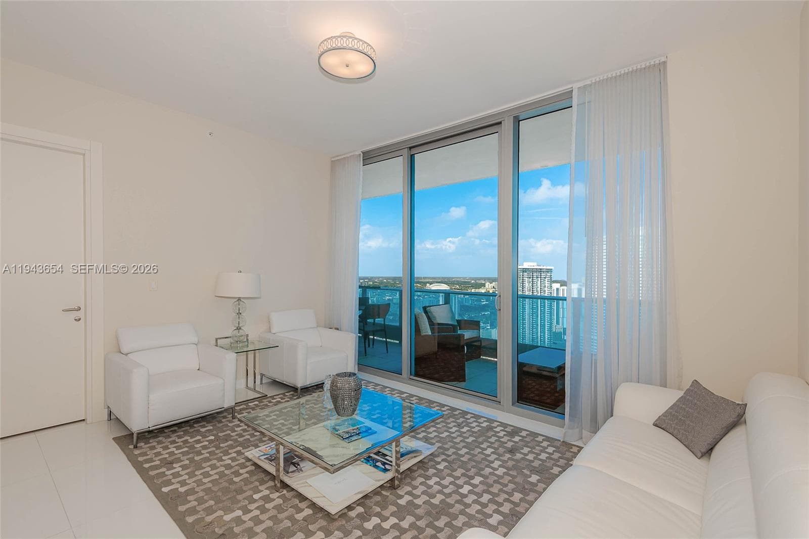 200 Biscayne Boulevard Way # 5109, Miami FL 33131 — 5