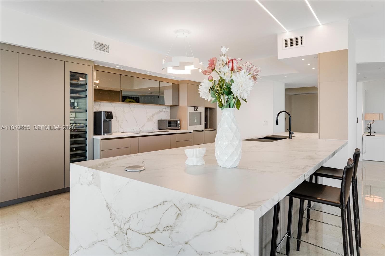 3301 NE 183rd St # 3101, Aventura FL 33160 — 10