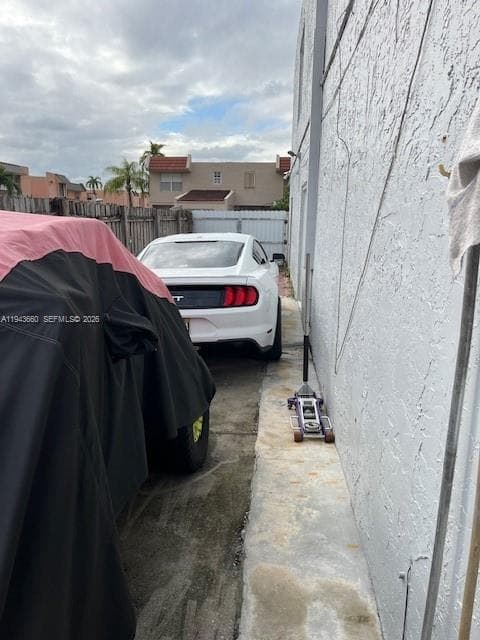 4211 W 10th Ln, Hialeah FL 33012 — 15