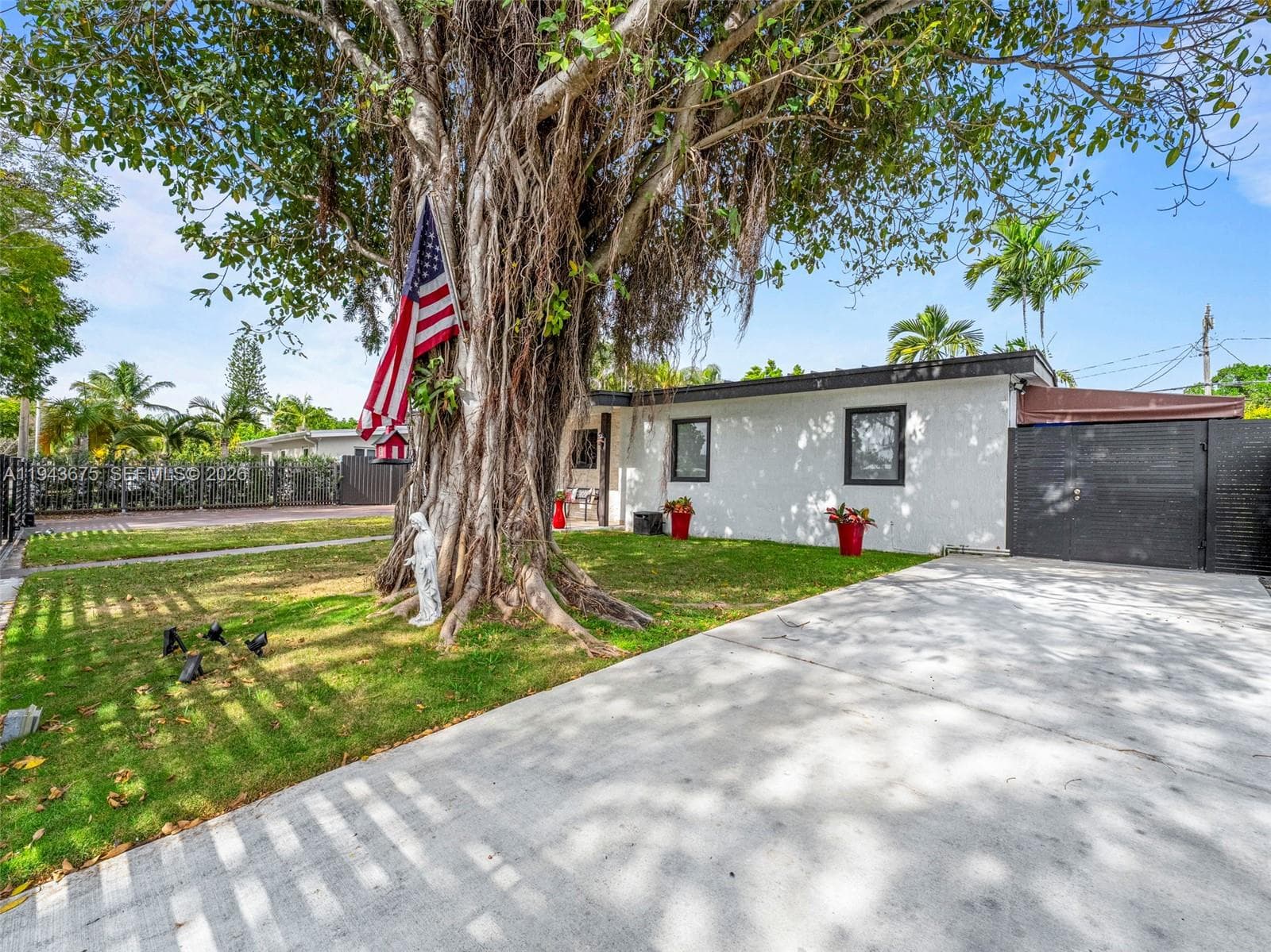 11415 SW 56th St, Miami FL 33165 — 13
