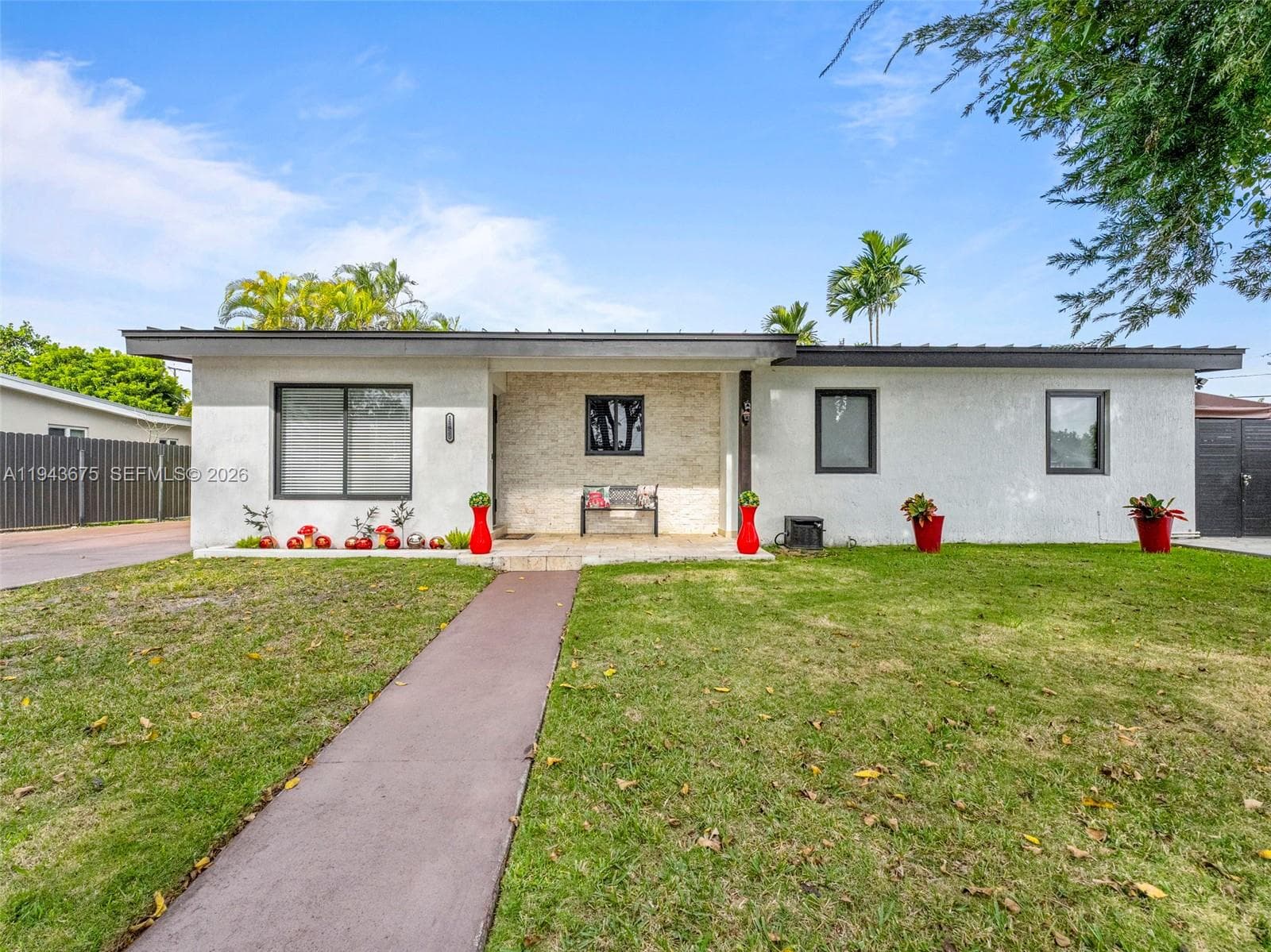 11415 SW 56th St, Miami FL 33165 — 17