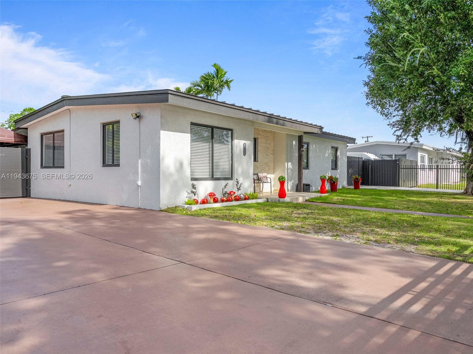 11415 SW 56th St, Miami FL 33165 — 14