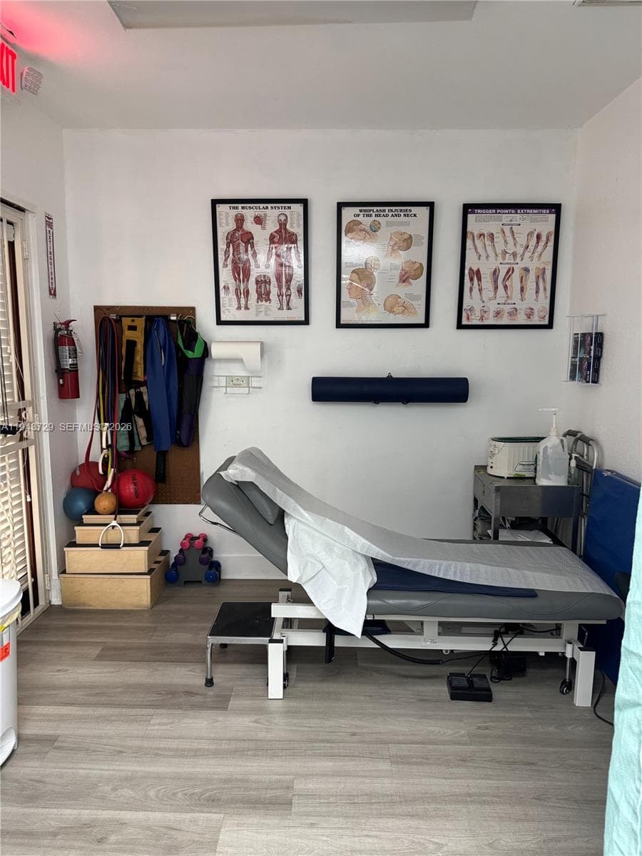 600 E 25th St, Hialeah FL 33013 — 3