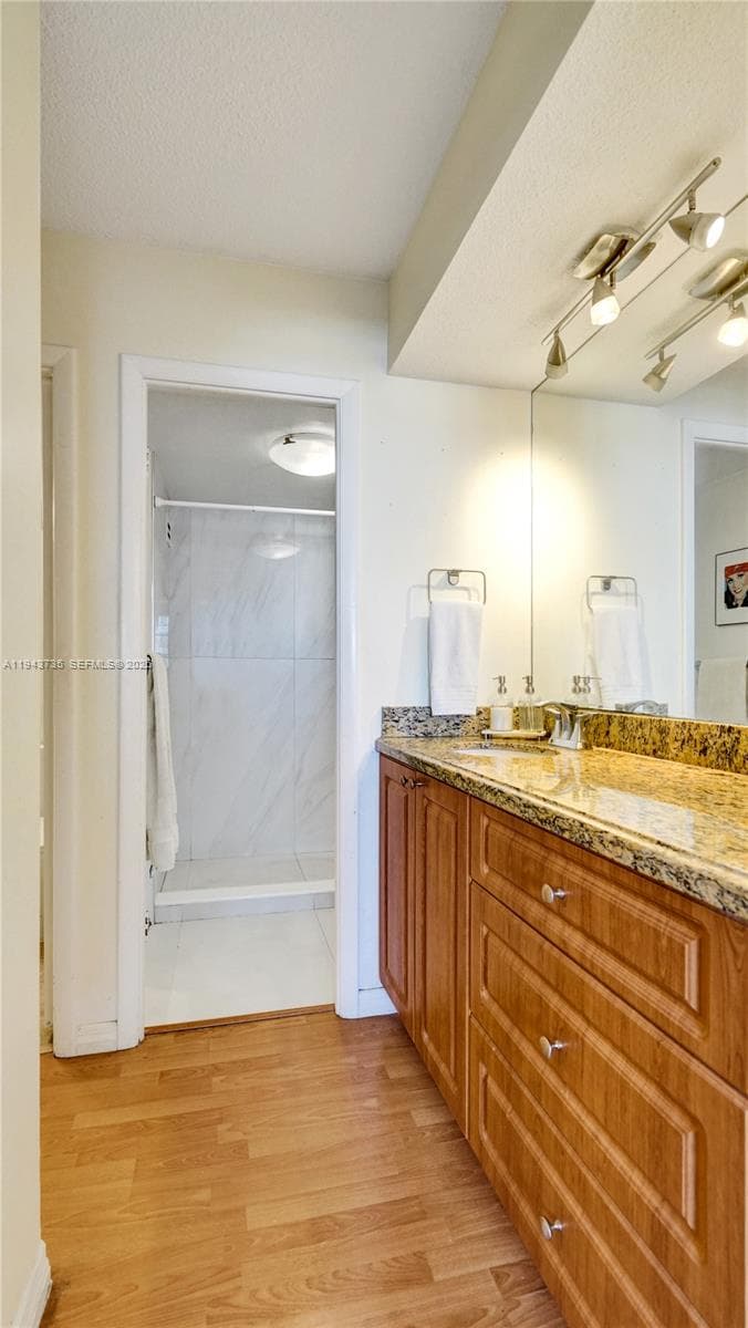 5 Island Ave # 8B, Miami Beach FL 33139 — 11