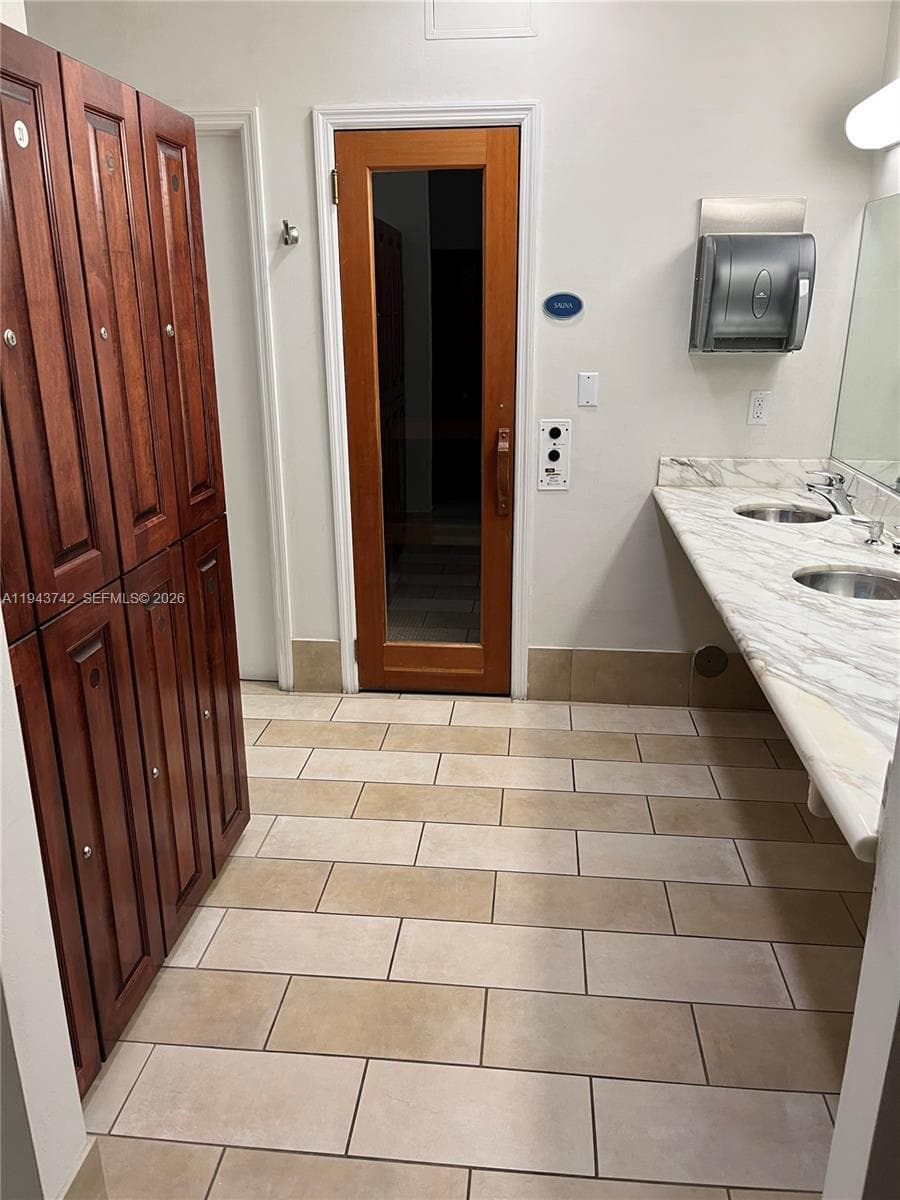 6917 Collins Ave # 426, Miami Beach FL 33141 — 13