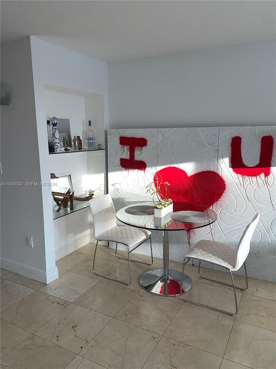 6917 Collins Ave # 426, Miami Beach FL 33141 — 5