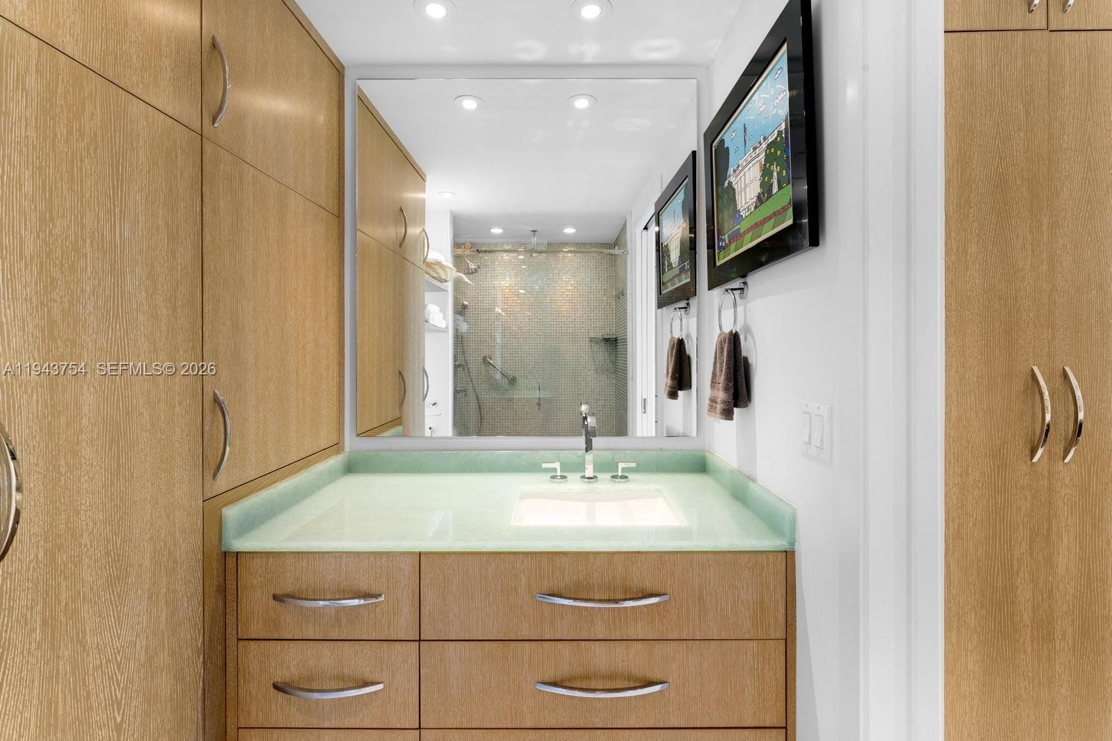 791 Crandon Blvd # 603, Key Biscayne FL 33149 — 23