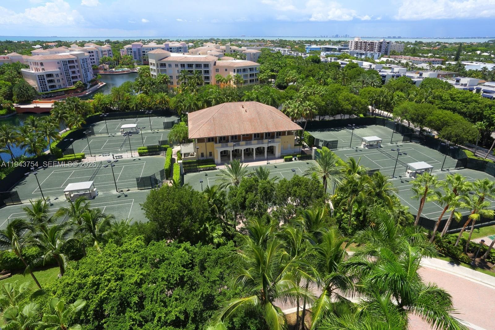 791 Crandon Blvd # 603, Key Biscayne FL 33149 — 72