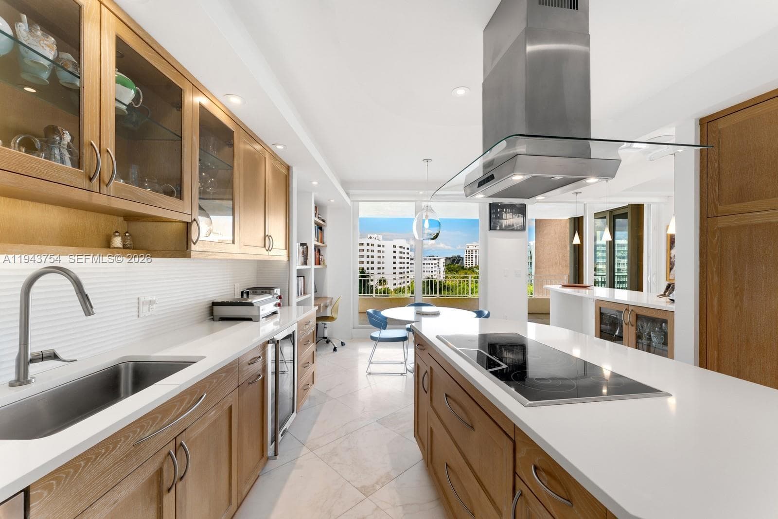 791 Crandon Blvd # 603, Key Biscayne FL 33149 — 10