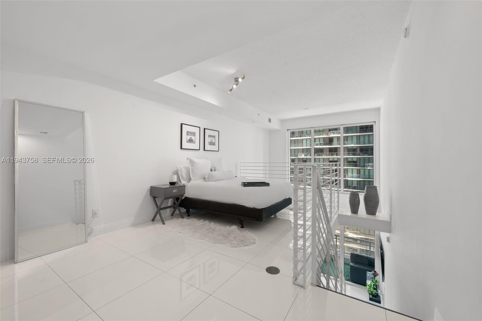 60 SW 13th St # 2812, Miami FL 33130 — 20