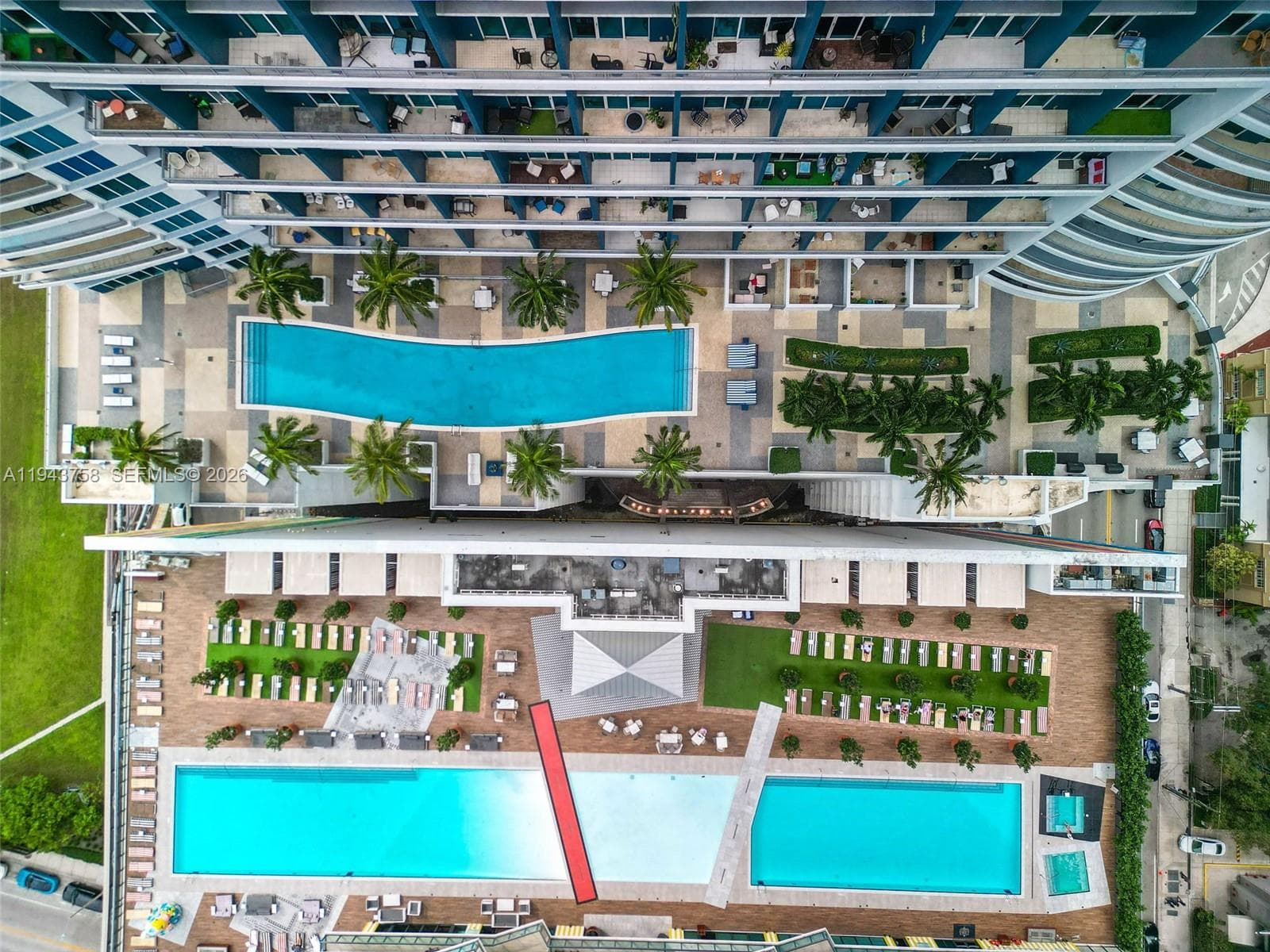 60 SW 13th St # 2812, Miami FL 33130 — 65