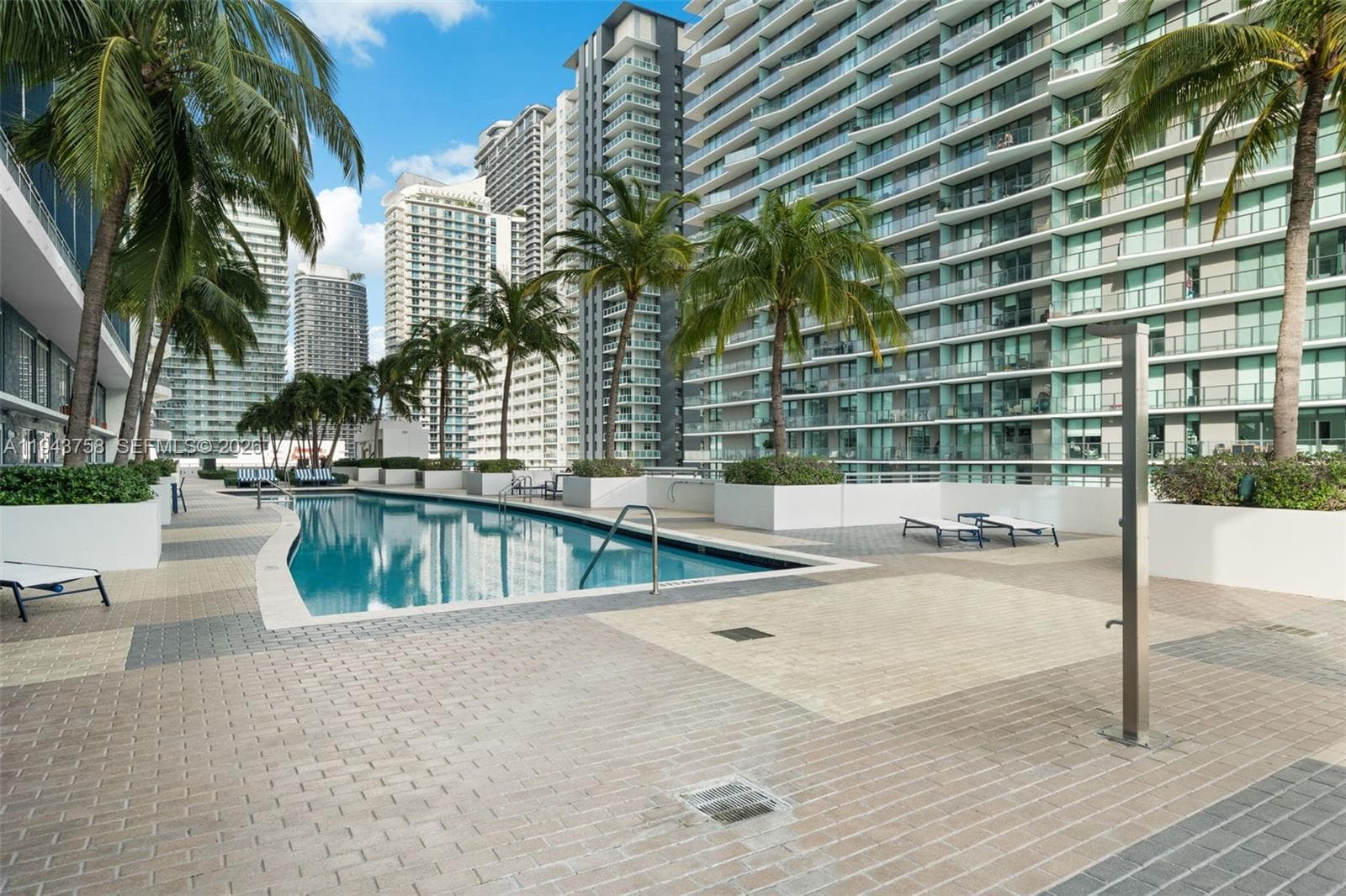 60 SW 13th St # 2812, Miami FL 33130 — 51