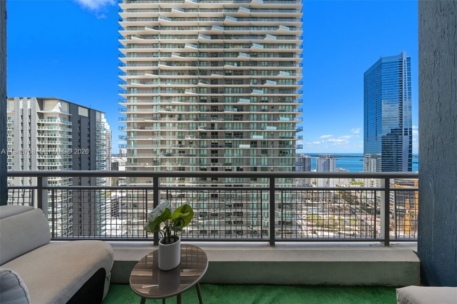 60 SW 13th St # 2812, Miami FL 33130 — 19