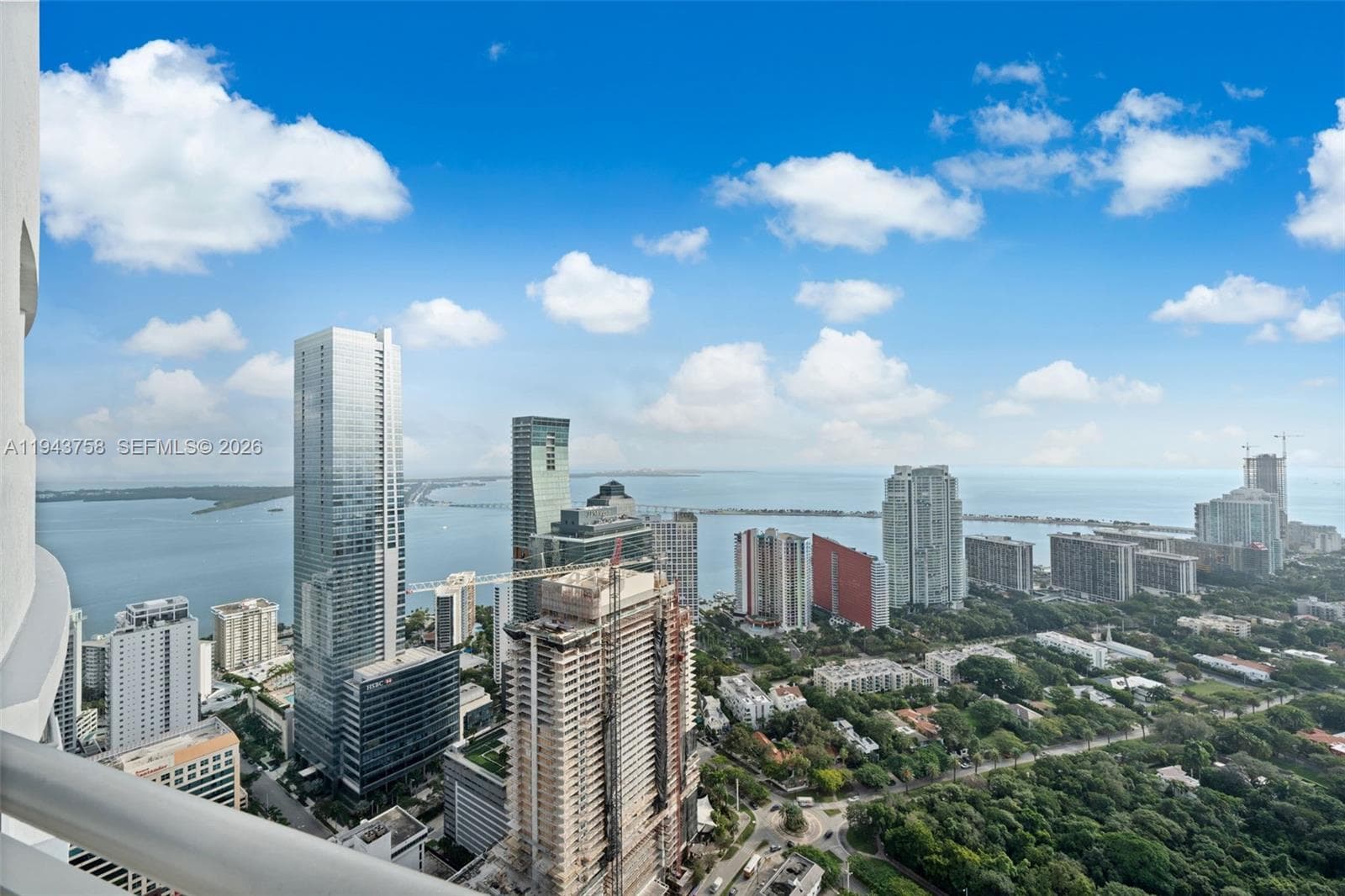 60 SW 13th St # 2812, Miami FL 33130 — 29