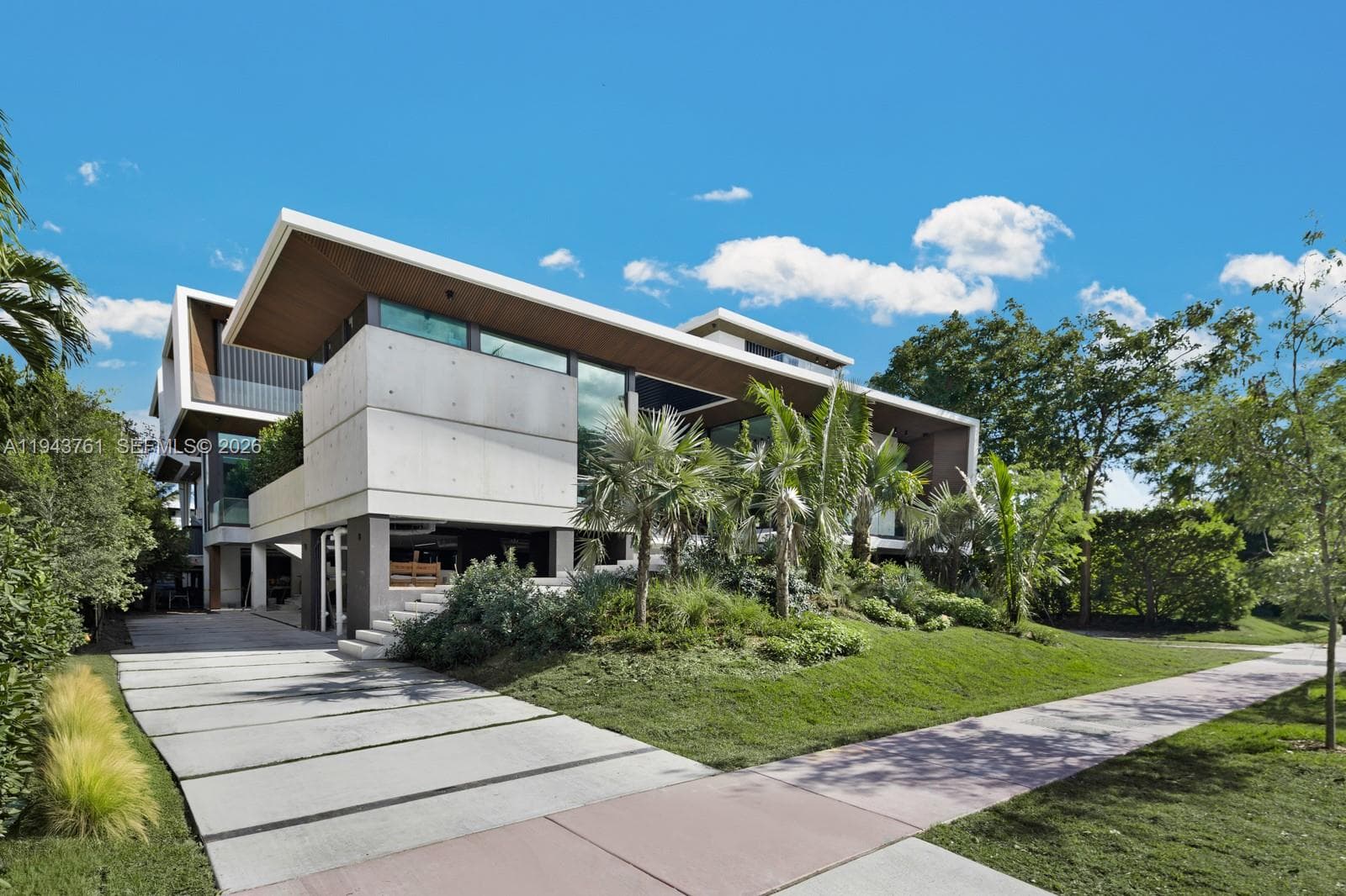 217 E Rivo Alto Dr, Miami Beach FL 33139 — 59