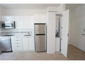 1611 Meridian Ave # 208, Miami Beach FL 33139 — 4