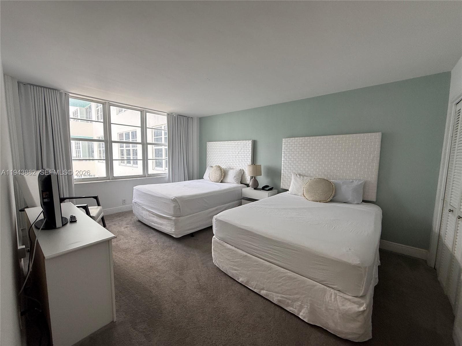 5101 Collins Ave # 12K, Miami Beach FL 33140 — 2