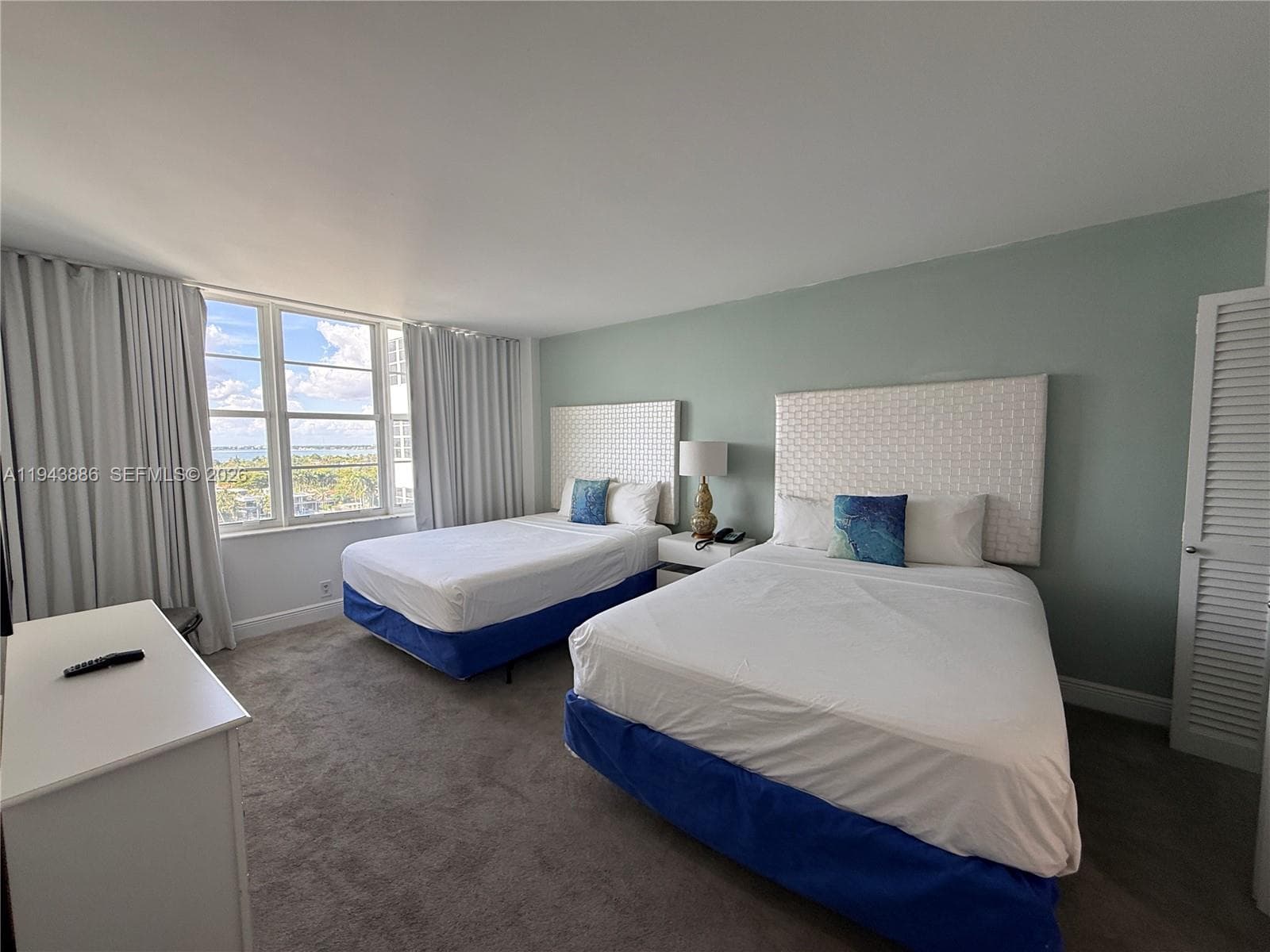 5101 Collins Ave # 12T, Miami Beach FL 33140 — 2