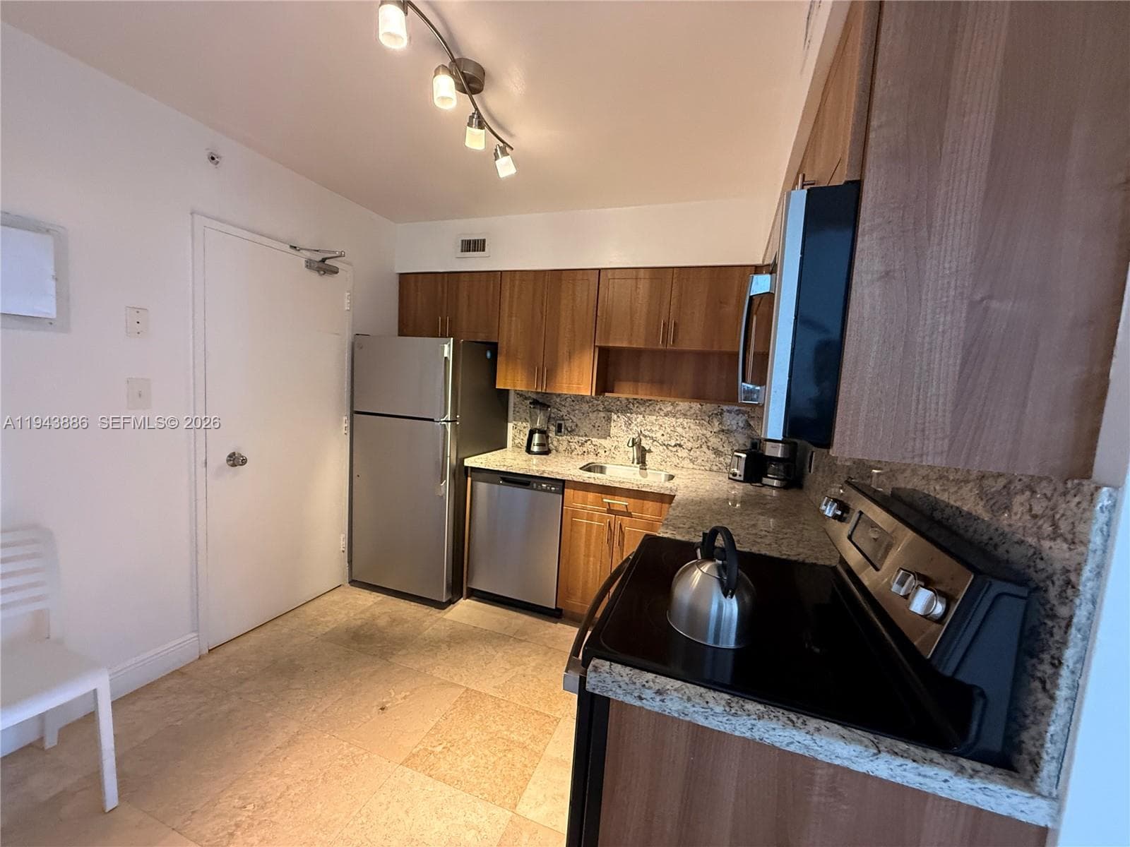 5101 Collins Ave # 12T, Miami Beach FL 33140 — 5