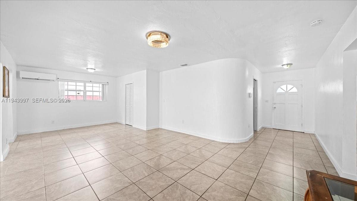 18502 NW 23rd Ct, Miami Gardens FL 33056 — 7