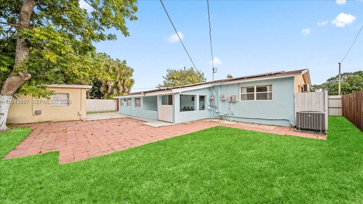 18502 NW 23rd Ct, Miami Gardens FL 33056 — 30