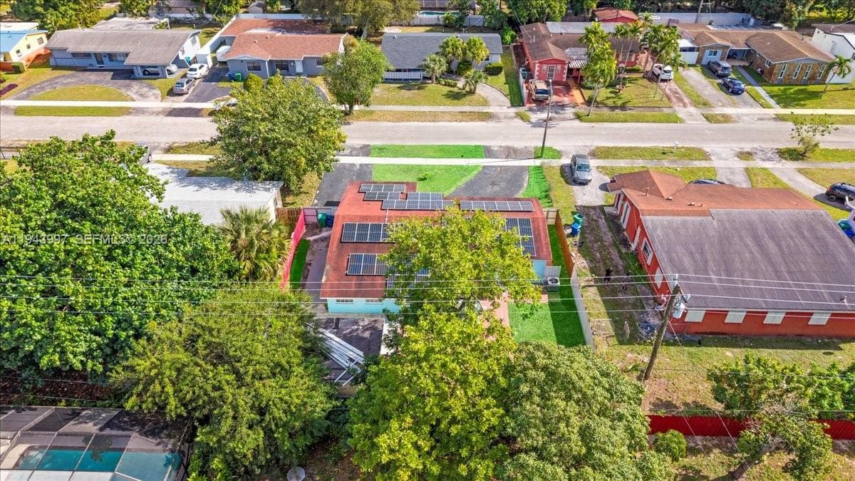 18502 NW 23rd Ct, Miami Gardens FL 33056 — 34