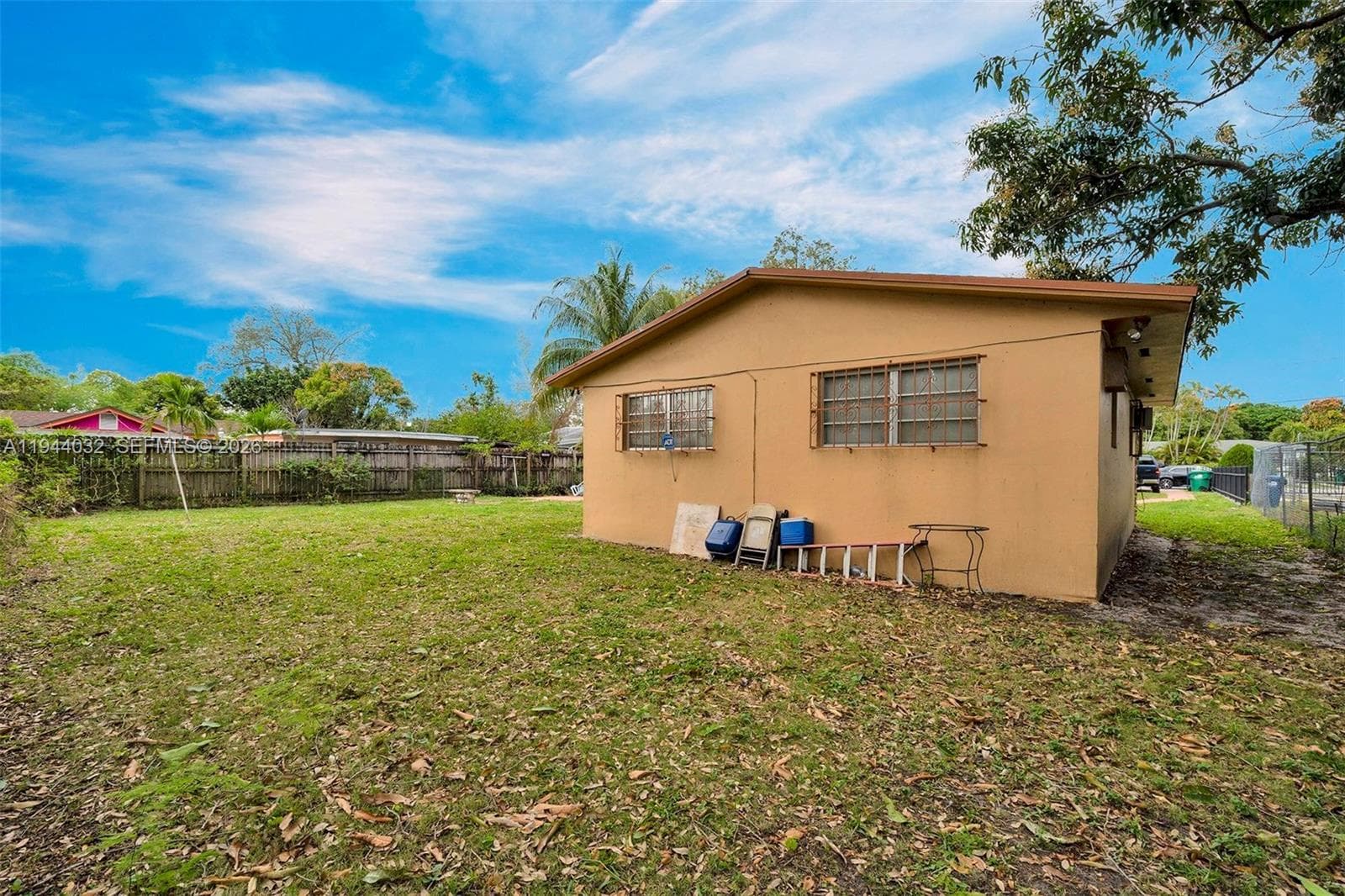1900 NW 88th St, Miami FL 33147 — 23