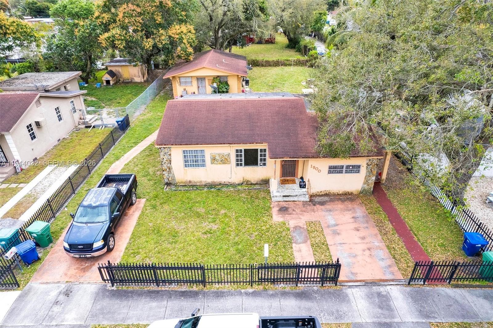 1900 NW 88th St, Miami FL 33147 — 5