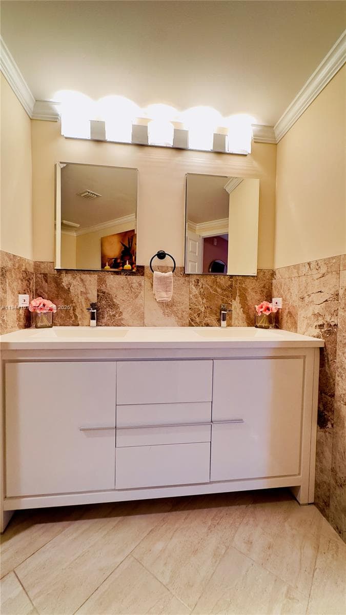 17125 N Bay Rd # 3311, Sunny Isles Beach FL 33160 — 27