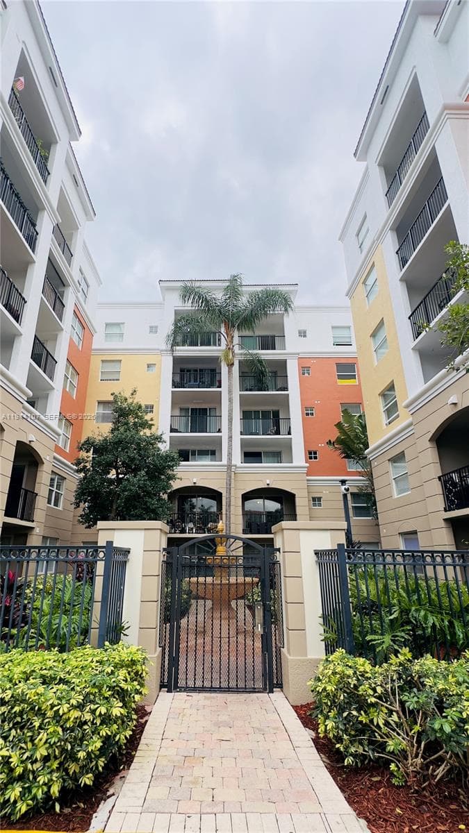 17125 N Bay Rd # 3311, Sunny Isles Beach FL 33160 — 36
